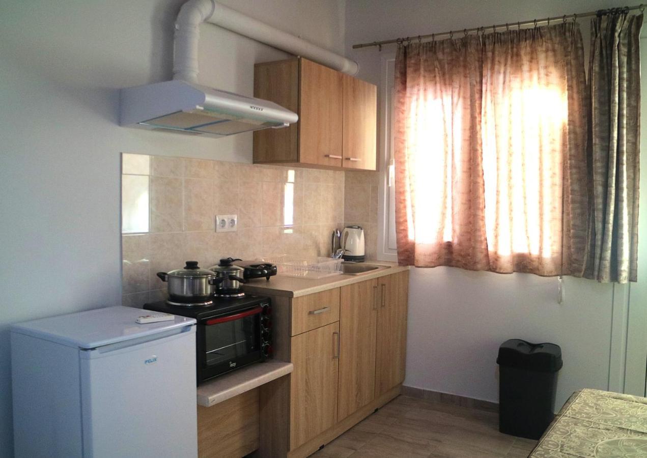 Christos Family Apartments Α Corfu  Bagian luar foto
